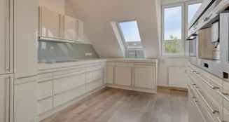 von_poll_real_estate_property_25013143M_image_5