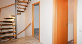 von_poll_real_estate_property_25013202_image_7