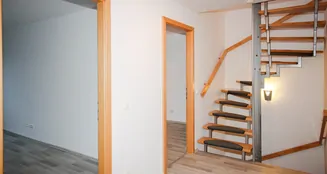 von_poll_real_estate_property_25013202_image_8