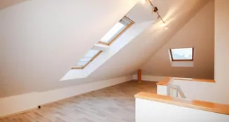 von_poll_real_estate_property_25013202_image_0