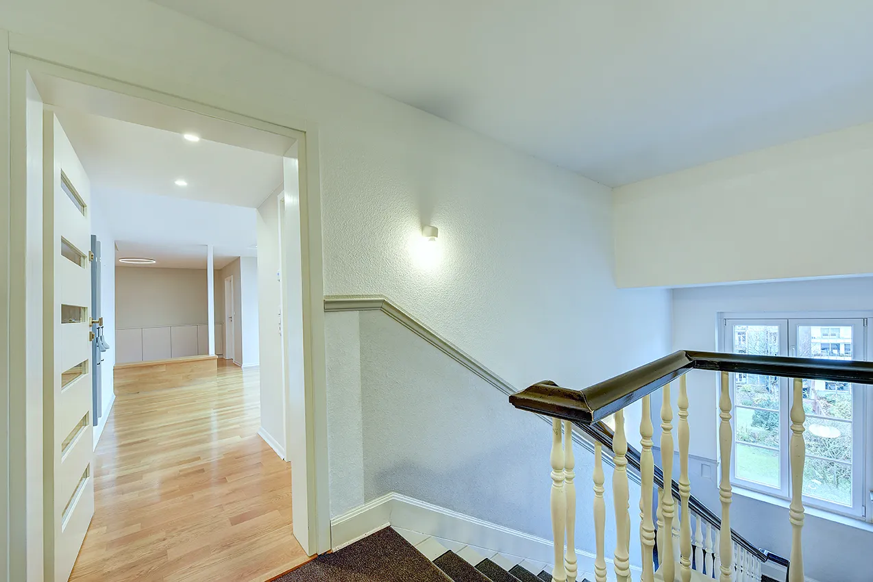 Lichtdurchflutetes Penthouse mit Loftcharakter und Balkonen