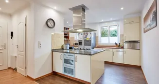 von_poll_real_estate_property_25013200_image_35