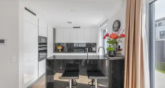 von_poll_real_estate_property_25013072N_image_8