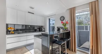 von_poll_real_estate_property_25013072N_image_9