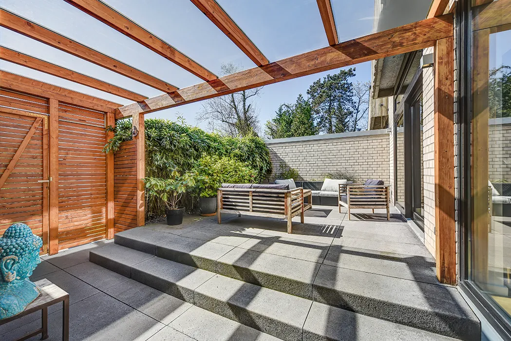 Terrasse vorne