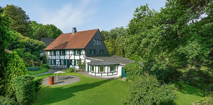 von Poll Immobilien GmbH