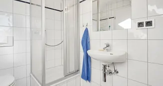 von_poll_real_estate_property_25013051_image_14