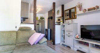 von_poll_real_estate_property_25198015_image_1