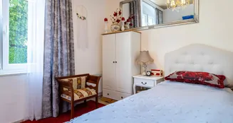 von_poll_real_estate_property_25198015_image_5