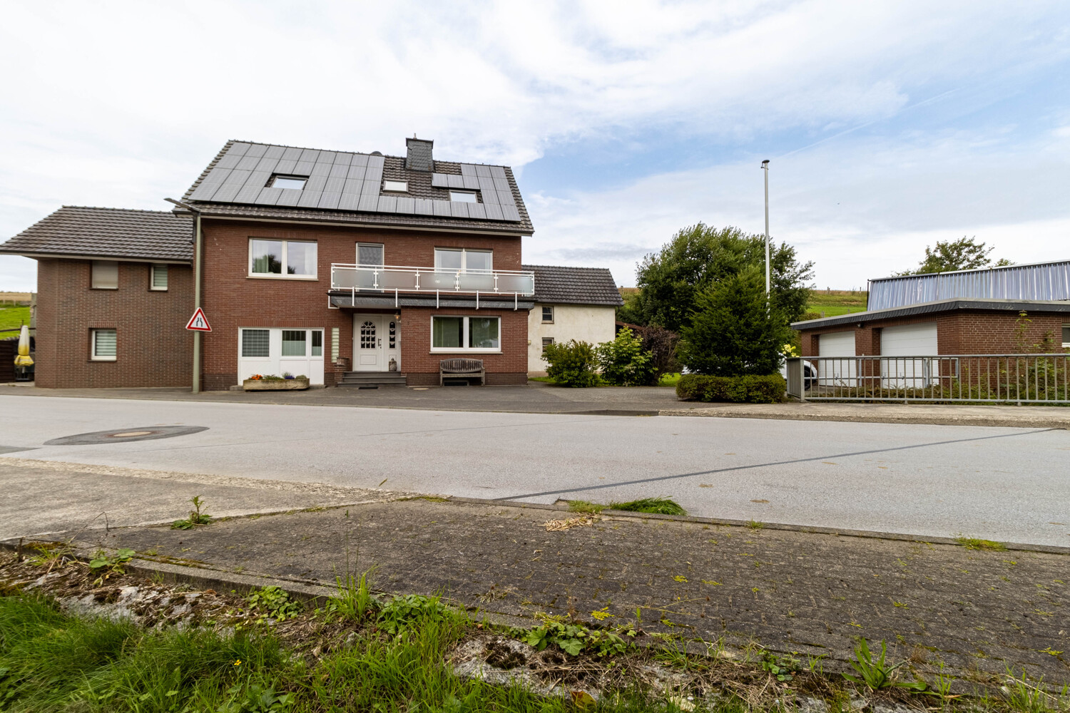 Straßenansicht