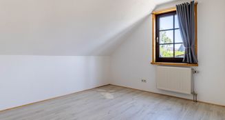 von_poll_real_estate_property_25198025_image_7