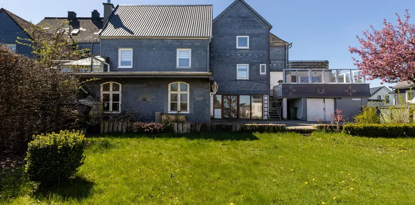 von Poll Immobilien GmbH