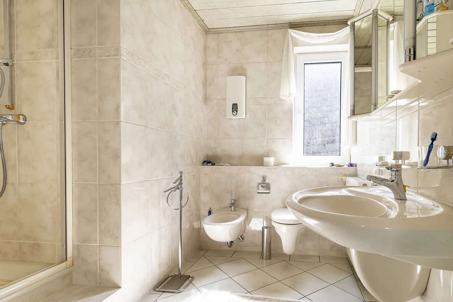 Badezimmer 1. OG