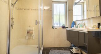von_poll_real_estate_property_25198007_image_4