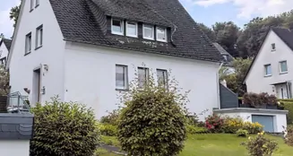 von_poll_real_estate_property_25198008_image_2