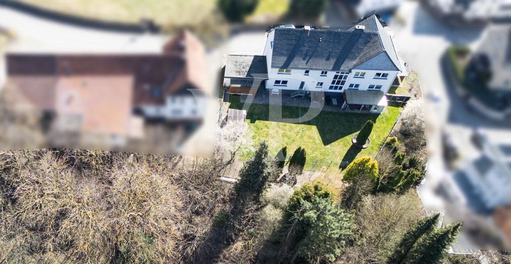 Drohnenansicht mit Teilgrundstück