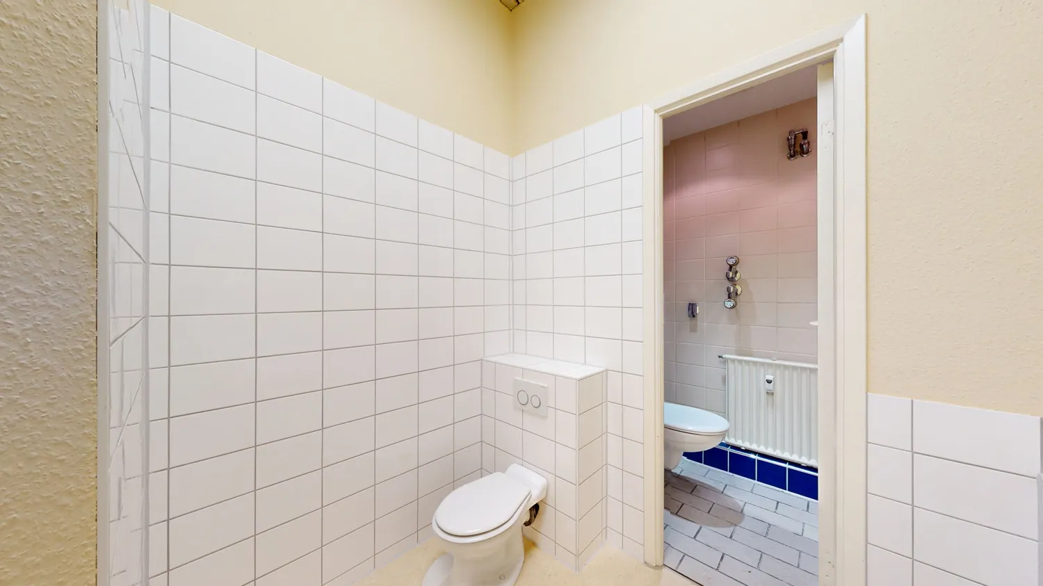 Badezimmer Ansicht II