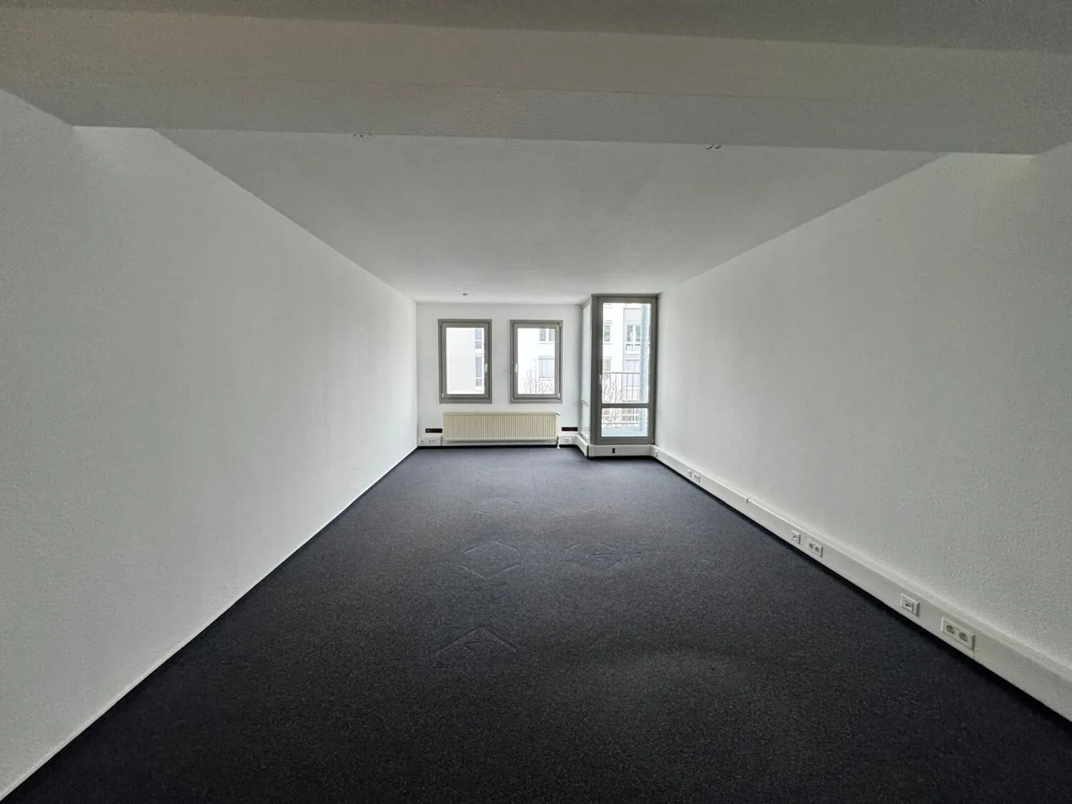 Bürofläche Rechts Ansicht III