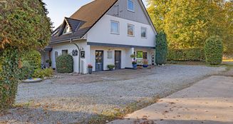 von_poll_real_estate_property_25173001_image_0