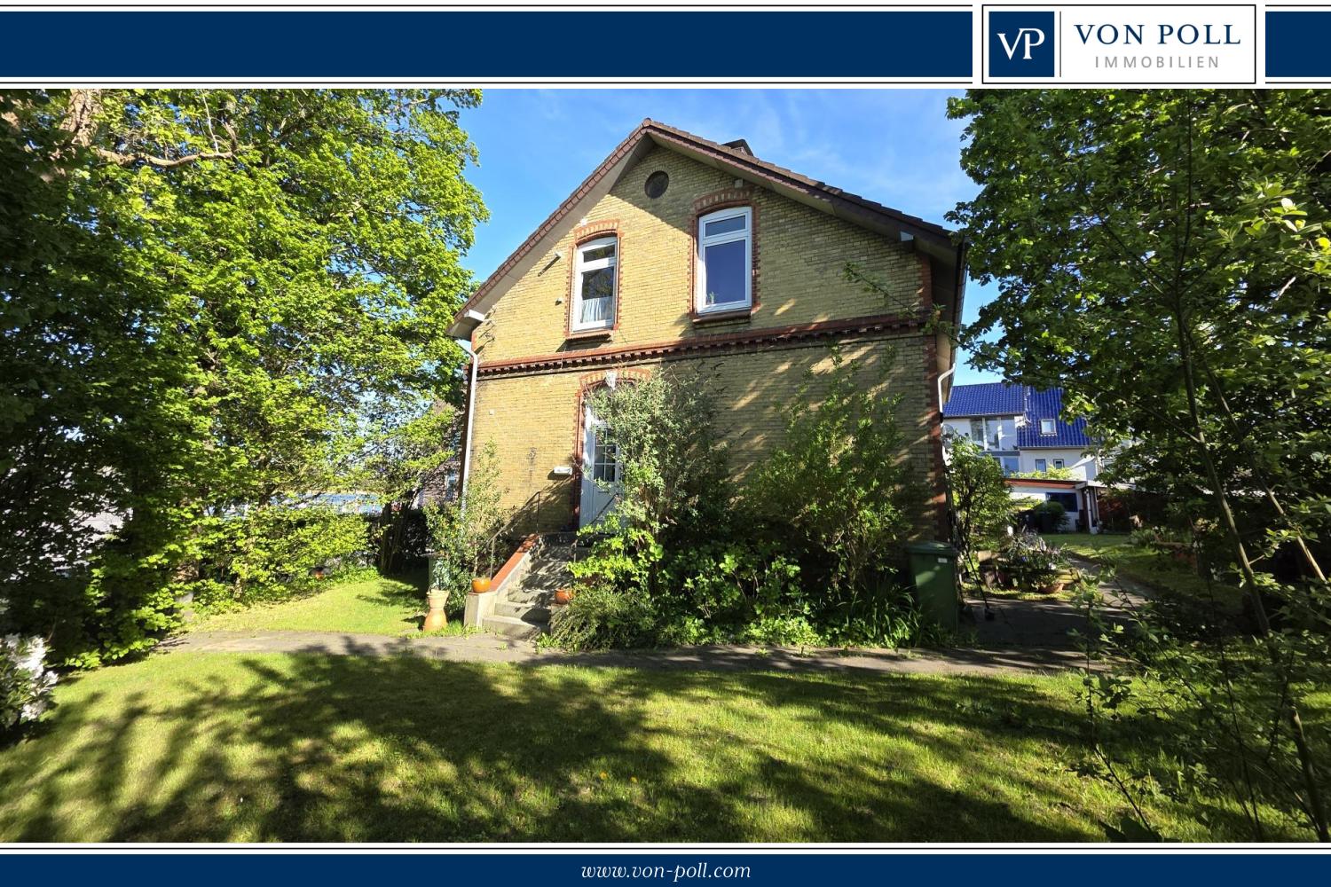 Einfamilienhaus mit drei Wohneinheiten, Schlei-Blick und großem Grundstück.