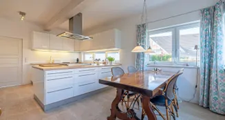 von_poll_real_estate_property_25173015_image_12