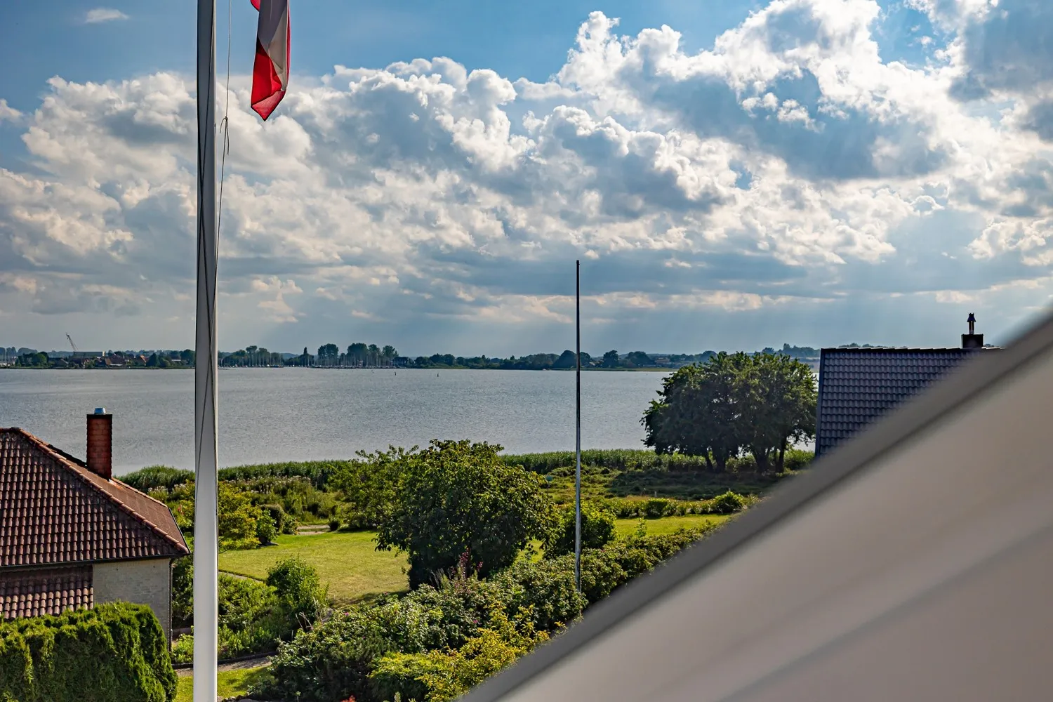 Blick aus dem Dachboden