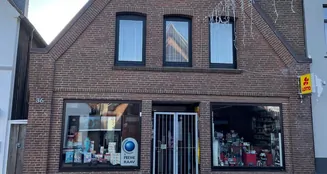 von_poll_real_estate_property_25173016_image_0