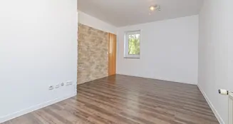 von_poll_real_estate_property_25173018_image_10