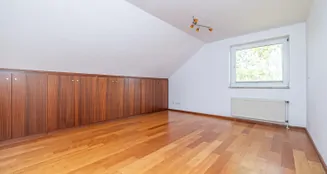 von_poll_real_estate_property_25173018_image_14