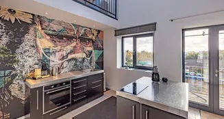 von_poll_real_estate_property_25173022_image_1