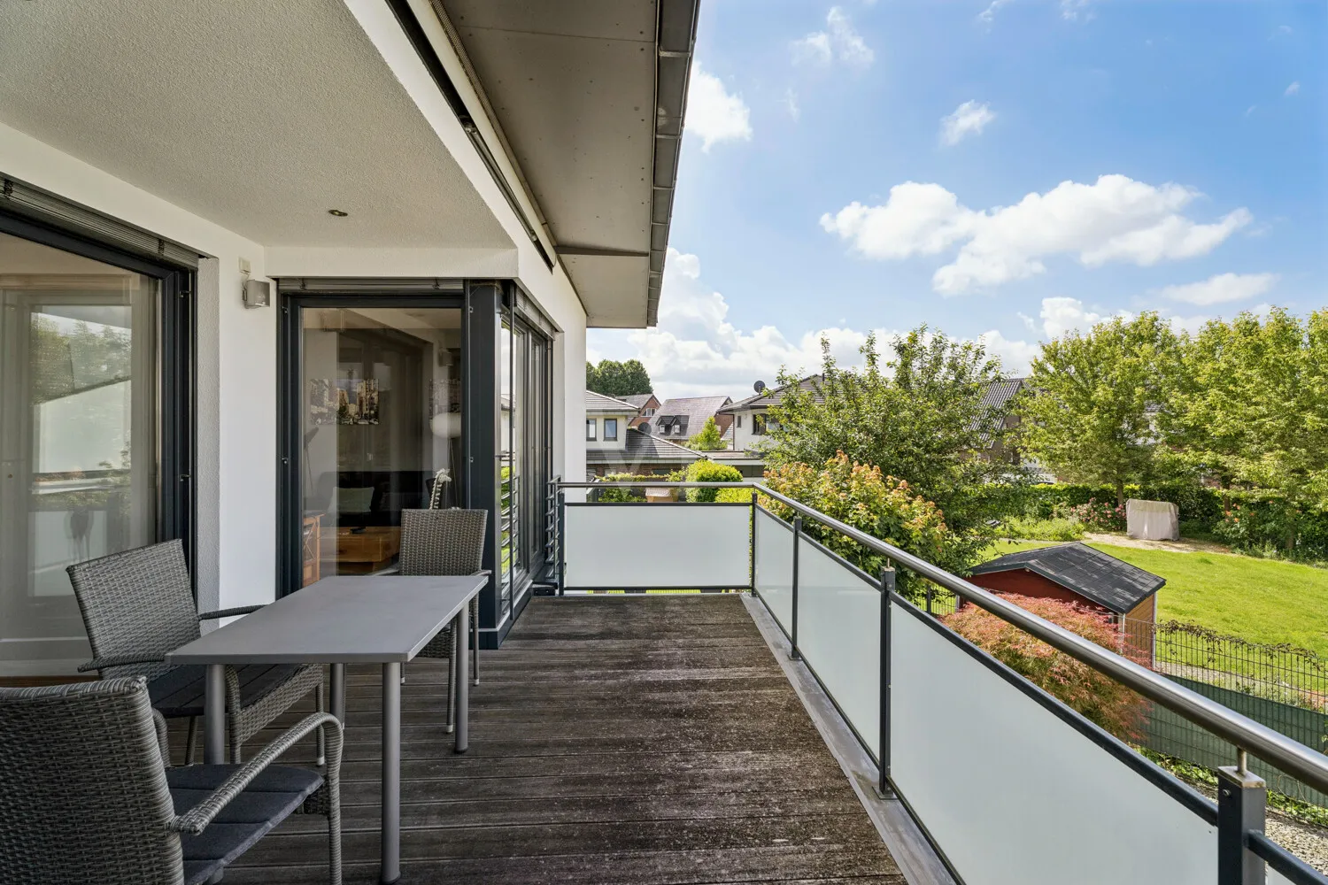 Balkon OG