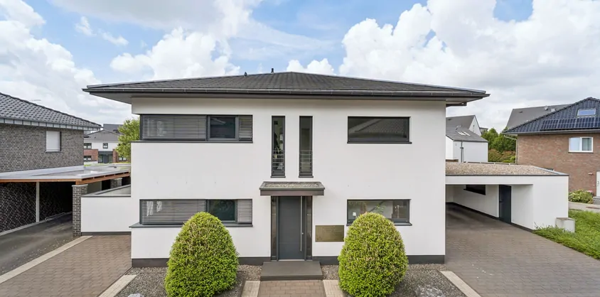 von Poll Immobilien GmbH