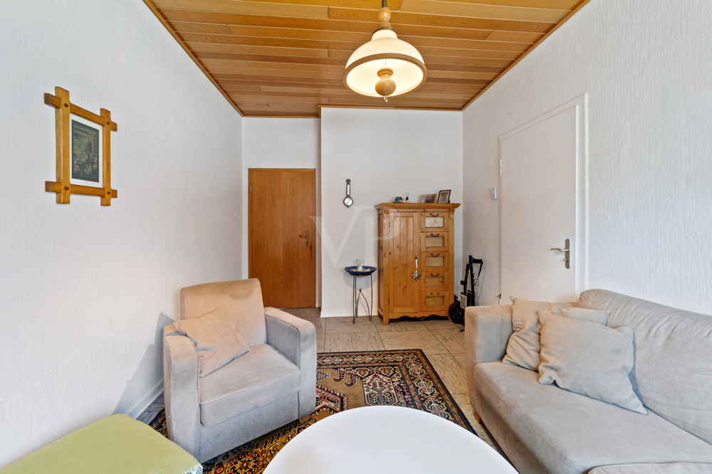 Büro/Aufenthaltszimmer EG