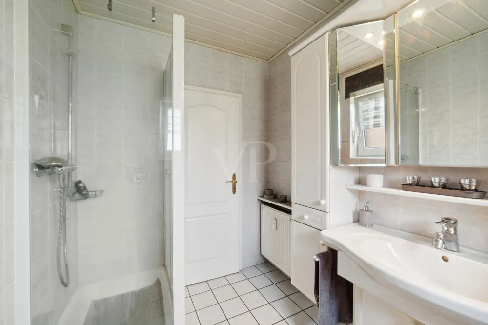 Badezimmer EG