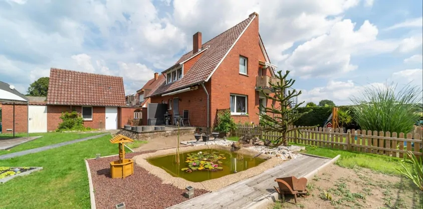 von Poll Immobilien GmbH