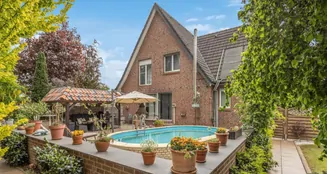 von_poll_real_estate_property_25159008_image_0