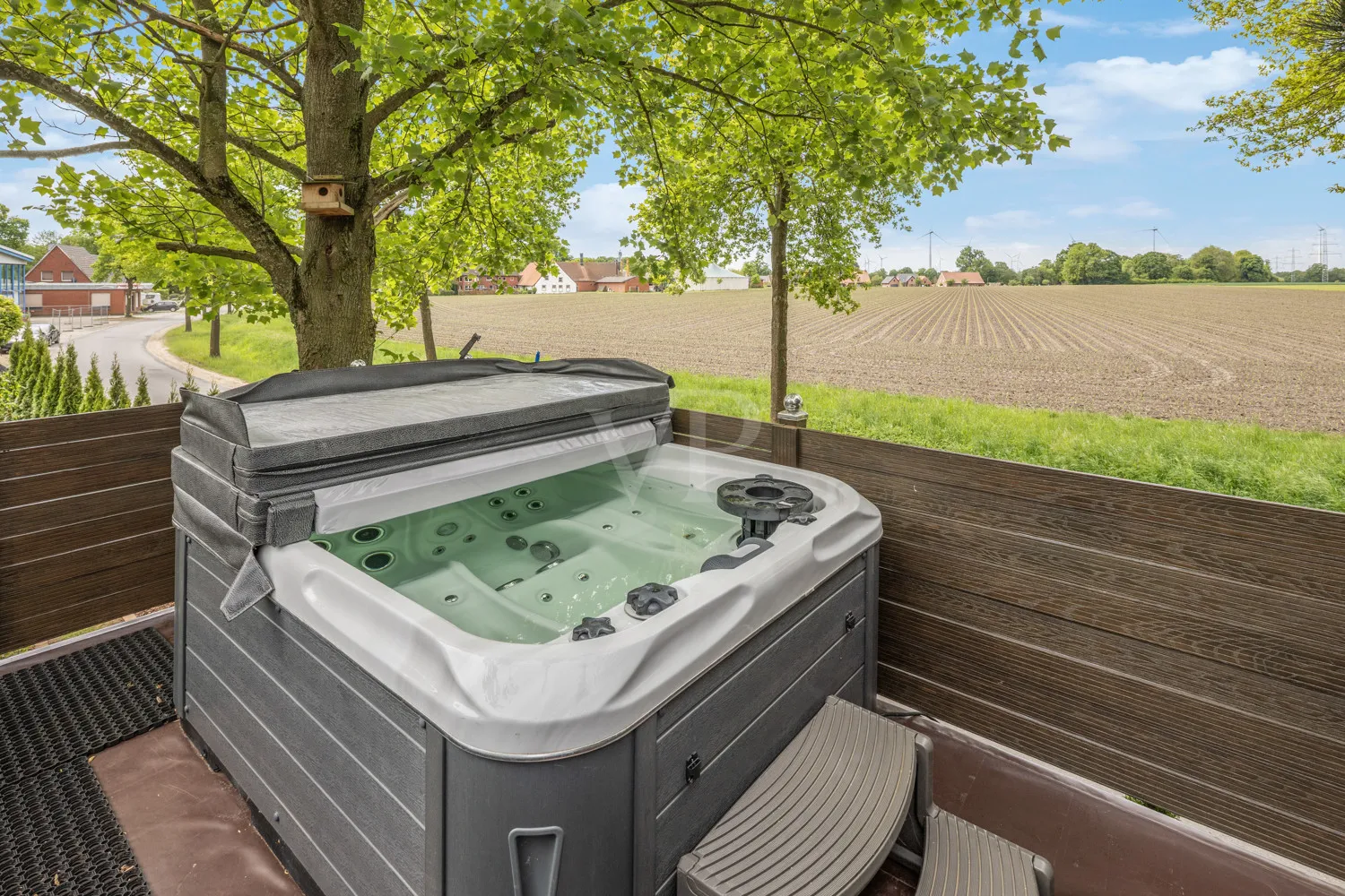 Whirlpool auf Aussichtsplattform