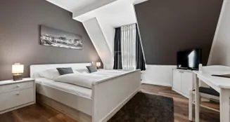 von_poll_real_estate_property_23150049_image_16