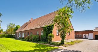 von_poll_real_estate_property_25150002_image_0