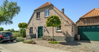 von_poll_real_estate_property_25150010_image_0