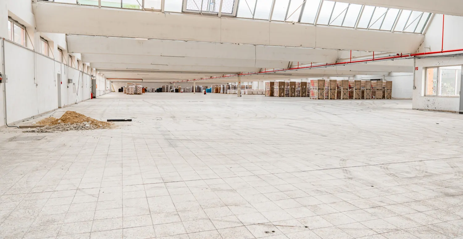 Lagerhalle 16