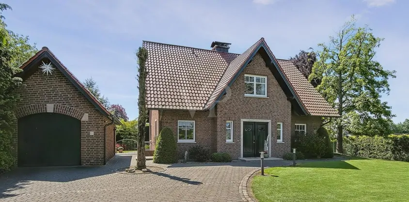 von Poll Immobilien GmbH
