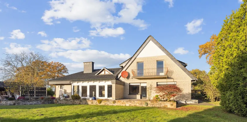 von Poll Immobilien GmbH