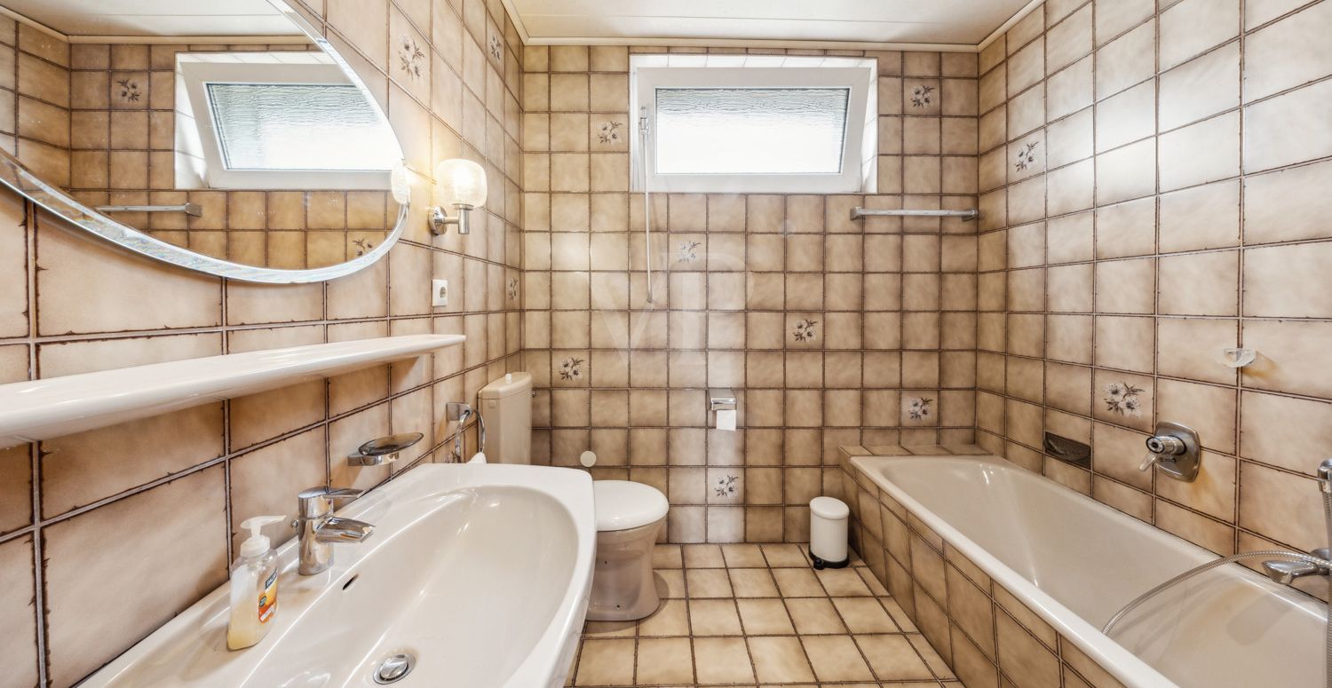 Badezimmer EG
