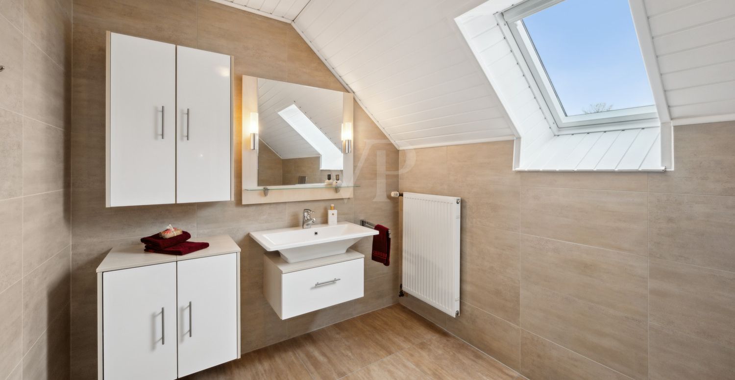 Badezimmer DG