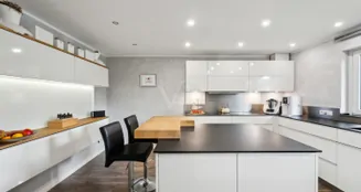 von_poll_real_estate_property_25159006_image_2