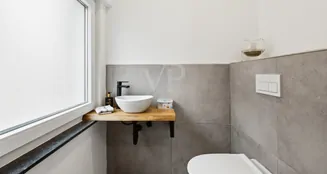 von_poll_real_estate_property_25159005_image_4