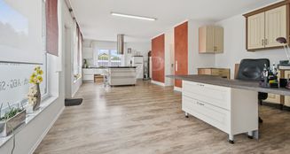 von_poll_real_estate_property_25159012_image_17