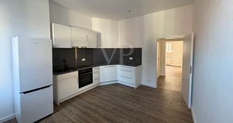 von_poll_real_estate_property_25150012_BE1_image_1