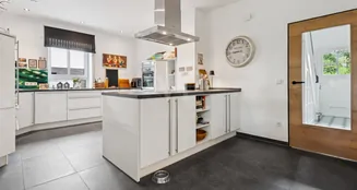 von_poll_real_estate_property_25150017_image_11